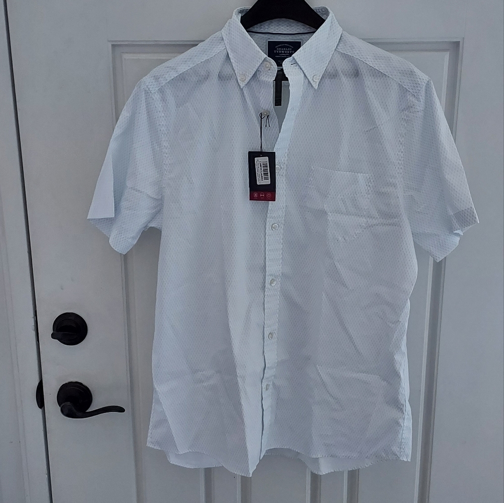 Men's size medium button-down collar non-iron stretch  geo print short sleeve